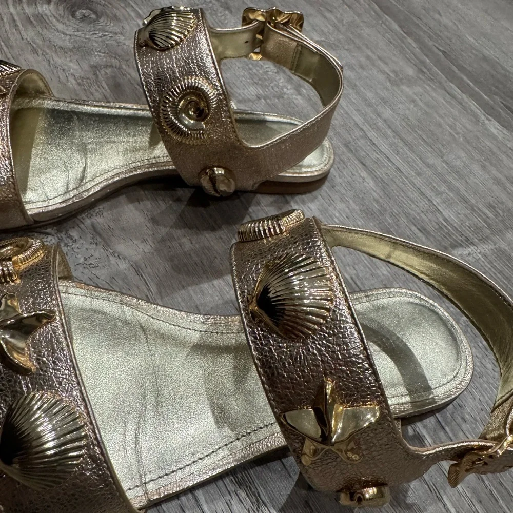 LARROUDE PREOWNED MADISON GOLD LEATHER SHELL SANDALS 6 ANTHROPOLOGIE - Picture 8 of 16